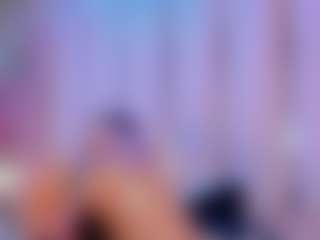 Live cam show with Ali Sweet - Lesbian on intimatelivegirls.com