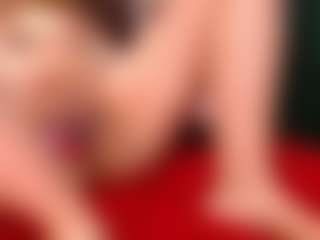 Ruby-Watson MILF webcam performer live streaming