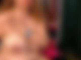 Live cam show with Ruby-Watson - Blonde Hair Big Tits on Camsoda Late Night