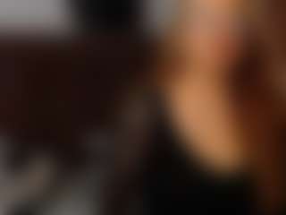 Live cam show with Ruby-Watson - Bedroom on Streamer API