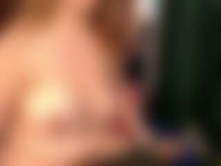 Live cam show with Ruby-Watson - Flashing on fapnchat