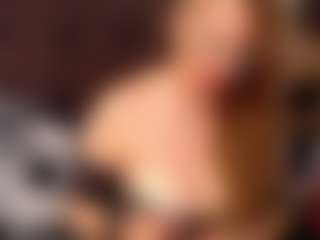 Ruby-Watson MILF webcam performer live streaming
