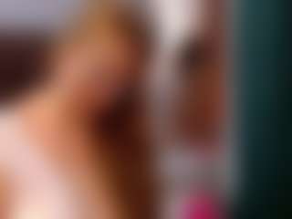 Live cam show with Ruby-Watson - Bedroom on sexylive.show