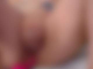 Ruby-Watson MILF webcam performer live streaming