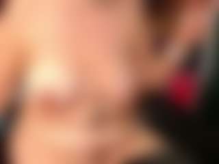 Live cam show with Ruby-Watson - Granny MILF on boobsie.com