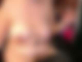 Live cam show with Ruby-Watson - Mature Toys on Stripli.com