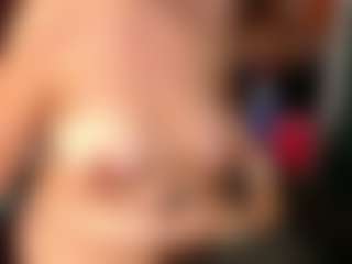 Live cam show with Ruby-Watson - Strip Mature on Livezox