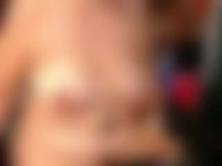 Live cam show with Ruby-Watson - Fingers on Ass Tok