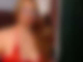 Live cam show with Ruby-Watson - Mature on Dare Cams
