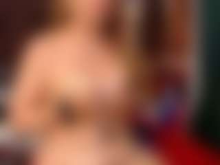 Live cam show with Ruby-Watson - Bedroom Mature on Camsoda