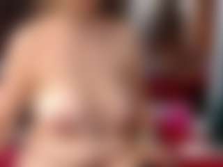 Live cam show with Ruby-Watson - Granny Big Tits on iamadamtest123.com