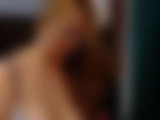 Live cam show with Ruby-Watson - Granny Dildo on sexylivex.com