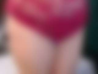 Ruby-Watson MILF webcam performer live streaming