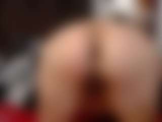 Live cam show with Ruby-Watson - Lovense Middle Aged on Camsoda