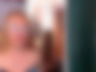 Live cam show with Ruby-Watson - Italian Mature on Gym Cam Girls | colombia