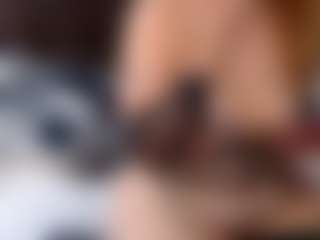 Live cam show with Ruby-Watson - Toys Middle Aged on Camming Site