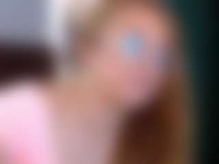 Live cam show with Ruby-Watson - Bedroom Blonde Hair on crypto-cams
