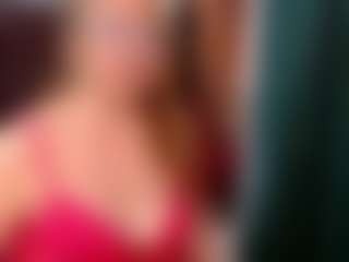 Show en direct avec Ruby-Watson - Blonde Hair Middle Aged sur Camsoda