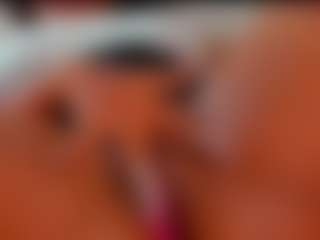 Live cam show with Stormy Butty - Squirt on crypto-cams
