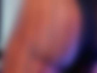 Live cam show with Stormy Butty - Oil on Milfs Live