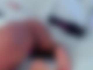 Live cam show with Stormy Butty - Oil on CamwithHer
