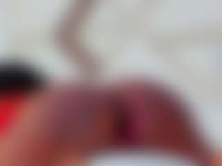 Live cam show with Stormy Butty - Dirty Talk on AdultVida.com