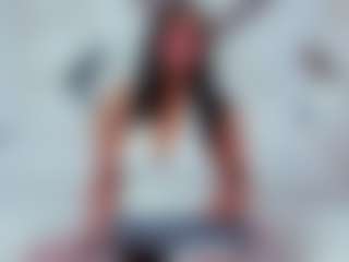 Live cam show with Stormy Butty - Black Squirt on Porn Luv