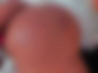 Live cam show with Stormy Butty - Athletic Ebony on TeamSkeetLive