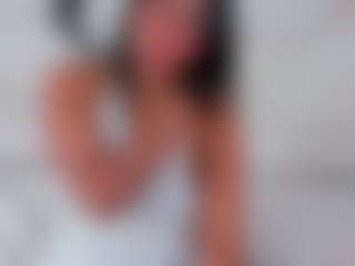 Live cam show with Stormy Butty - Twerking on Soda Cam