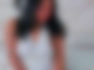 Live cam show with Stormy Butty - Muscle on Dolls Live