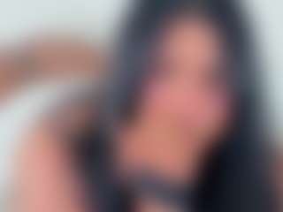 Live cam show with Stormy Butty - Pale on StripNow