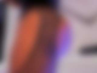 Live cam show with Stormy Butty - Blowjob on Camsoda