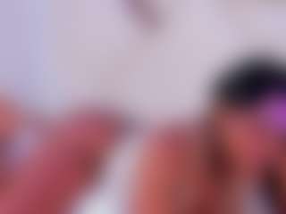 Live cam show with Stormy Butty - Moaning on boobsie.com