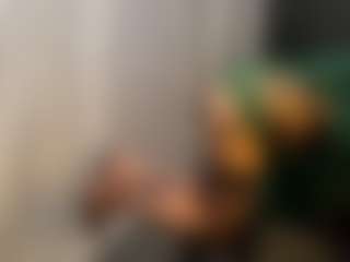 Live cam show with xdresserwithass - Dirty Talk on madthumbs