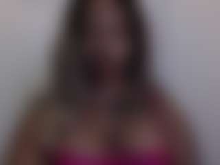 Live cam show with Youlovechina - American BBW on CamClone