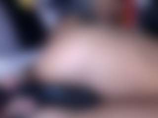 Live cam show with Youlovechina - Shaved Pussy Brown Hair on CamClone