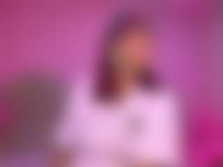 zoe-12 MILF webcam performer live streaming