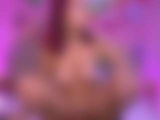 zoe-12 MILF webcam performer live streaming