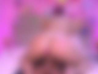 Live cam show with zoe-12 - Middle Aged on Fling VIP Chat