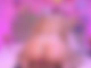 zoe-12's Live Sex Cam Show