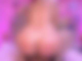 zoe-12's Live Sex Cam Show