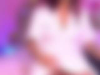 Live cam show with zoe-12 - Average on Camming Site