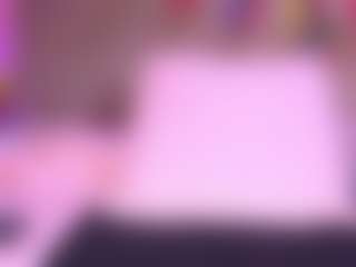 Live cam show with zoe-12 - Athletic on Camsoda