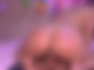 zoe-12's Live Sex Cam Show