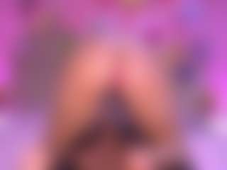 zoe-12's Live Sex Cam Show
