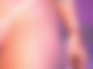 Live cam show with zoe-12 - Anal MILF on StripNow