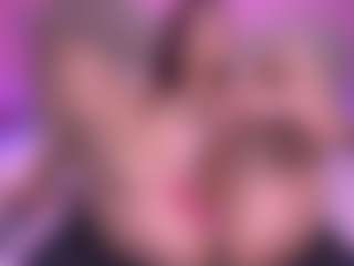 zoe-12's Live Sex Cam Show