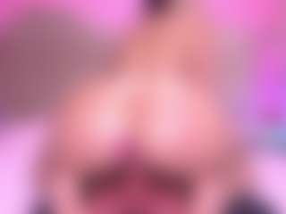 zoe-12's Live Sex Cam Show