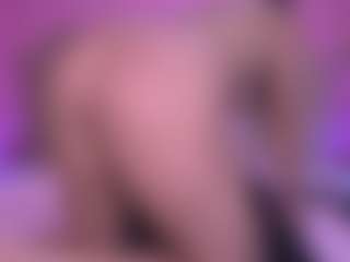 Live cam show with zoe-12 - Asshole Mature on CamClone