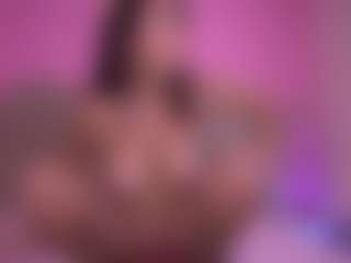 zoe-12's Live Sex Cam Show